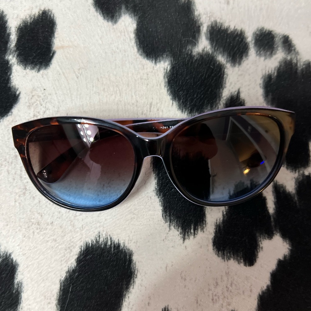 Jessica Simpson Sunglasses